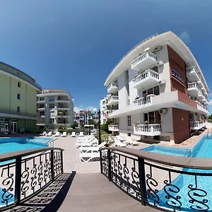 Zaara Hotel
